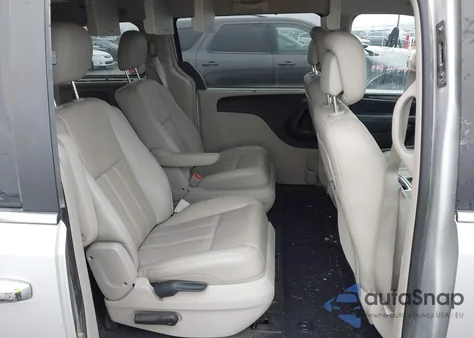 2012 Chrysler Town & Country Touring-L from USA, damaged, VIN 2C4RC1CG8CR133371